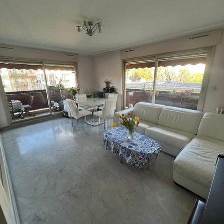 Chambre Privee Avec Terrasse Au Port De Nice Exterior photo