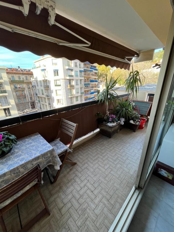Chambre Privee Avec Terrasse Au Port De Nice Exterior photo